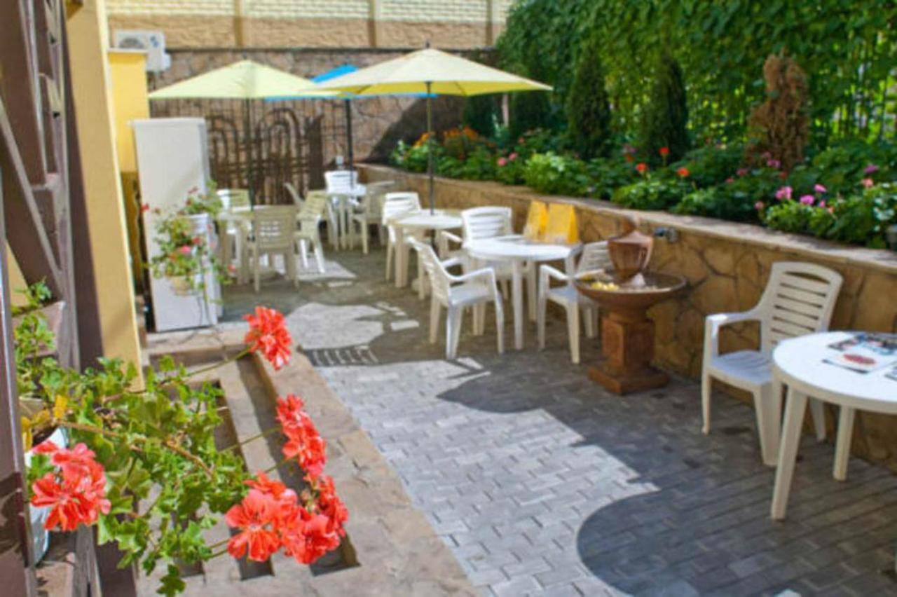 Studio In The City Center - Kravtsova Lane 13B-6 Kharkov Ngoại thất bức ảnh